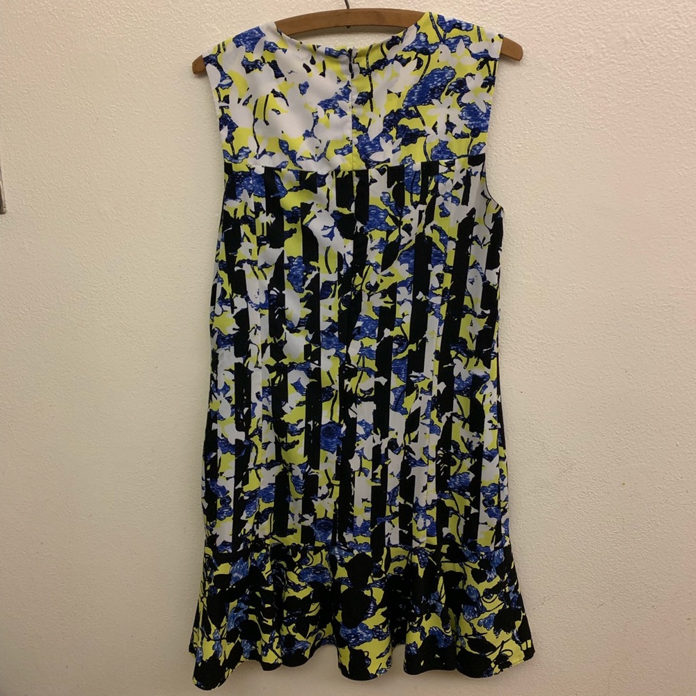 Patterned Print Dress - Picture 3 of 4